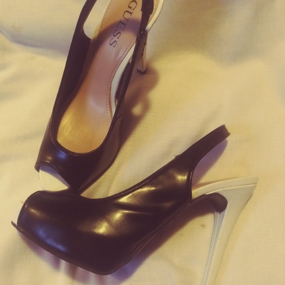 Guess black platform high heels - Picture 2 of 7